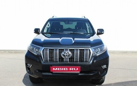 Toyota Land Cruiser Prado 150 рестайлинг 2, 2020 год, 5 750 000 рублей, 2 фотография