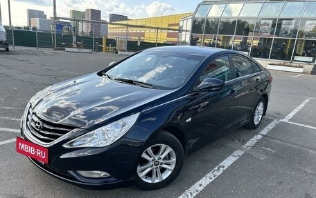 Hyundai Sonata VI, 2011 год, 1 250 000 рублей, 2 фотография