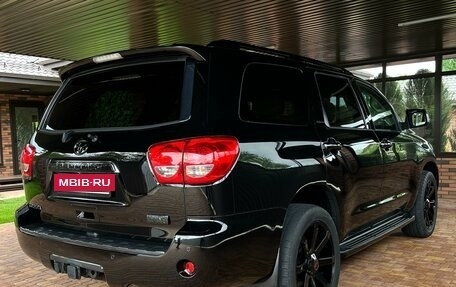 Toyota Sequoia II рестайлинг, 2011 год, 2 590 000 рублей, 4 фотография