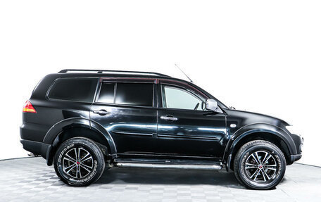 Mitsubishi Pajero Sport II рестайлинг, 2013 год, 1 897 000 рублей, 4 фотография