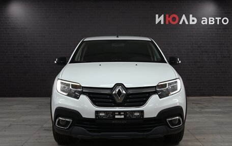 Renault Logan II, 2018 год, 1 155 000 рублей, 2 фотография