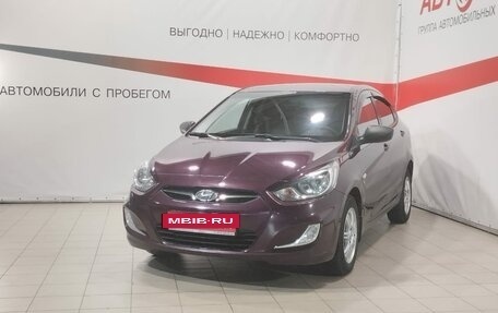 Hyundai Solaris II рестайлинг, 2012 год, 890 000 рублей, 3 фотография