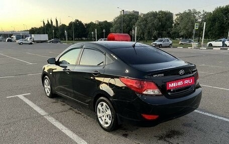 Hyundai Solaris II рестайлинг, 2013 год, 650 000 рублей, 5 фотография