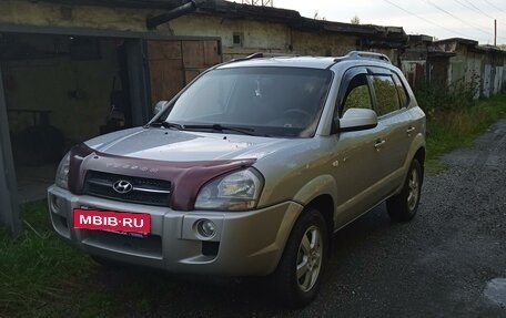 Hyundai Tucson III, 2006 год, 899 000 рублей, 2 фотография