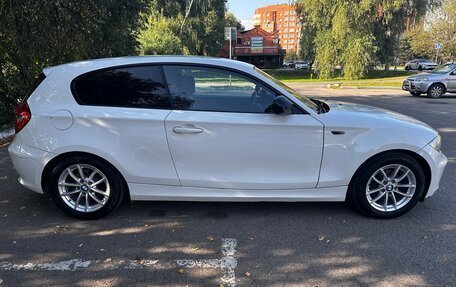 BMW 1 серия, 2011 год, 835 000 рублей, 6 фотография