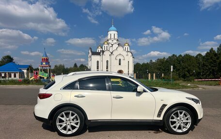 Infiniti FX II, 2010 год, 1 690 000 рублей, 4 фотография