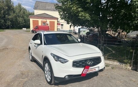 Infiniti FX II, 2010 год, 1 690 000 рублей, 14 фотография