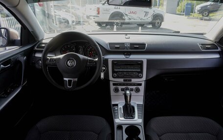 Volkswagen Passat B7, 2013 год, 1 099 000 рублей, 6 фотография