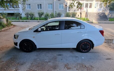 Chevrolet Aveo III, 2014 год, 800 000 рублей, 2 фотография