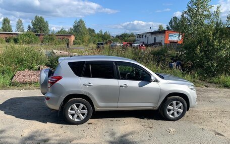 Toyota RAV4, 2010 год, 1 700 000 рублей, 4 фотография