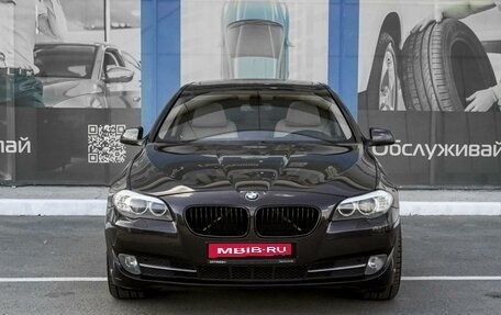 BMW 5 серия, 2010 год, 2 249 000 рублей, 3 фотография