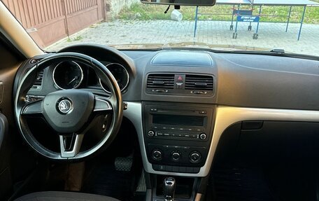 Skoda Yeti I рестайлинг, 2014 год, 1 350 000 рублей, 8 фотография