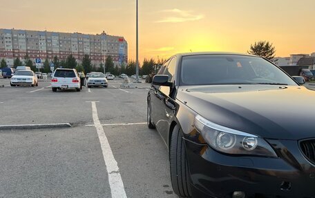 BMW 5 серия, 2004 год, 1 100 000 рублей, 3 фотография