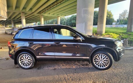 Volkswagen Touareg III, 2011 год, 2 100 000 рублей, 13 фотография