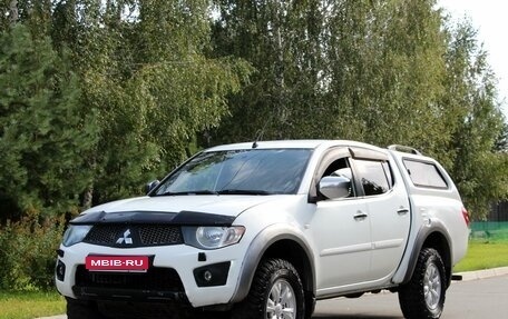 Mitsubishi L200 IV рестайлинг, 2013 год, 1 370 000 рублей, 1 фотография