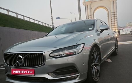 Volvo S90 II рестайлинг, 2017 год, 3 150 000 рублей, 1 фотография