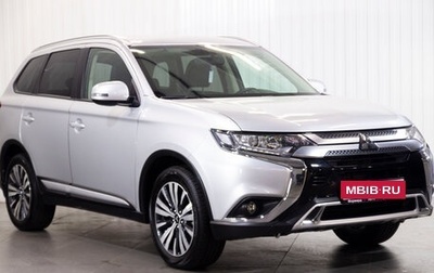 Mitsubishi Outlander III рестайлинг 3, 2021 год, 2 950 000 рублей, 1 фотография