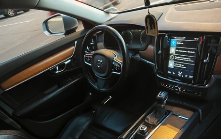 Volvo S90 II рестайлинг, 2017 год, 3 150 000 рублей, 9 фотография