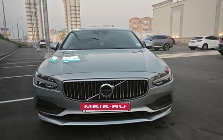 Volvo S90 II рестайлинг, 2017 год, 3 150 000 рублей, 3 фотография