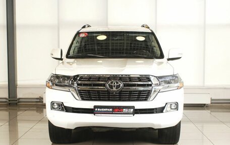 Toyota Land Cruiser 200, 2012 год, 4 579 995 рублей, 2 фотография