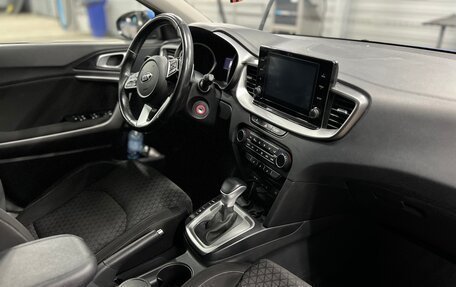 KIA cee'd III, 2021 год, 2 100 000 рублей, 18 фотография