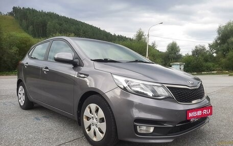 KIA Rio III рестайлинг, 2016 год, 1 320 000 рублей, 2 фотография