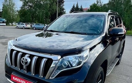 Toyota Land Cruiser Prado 150 рестайлинг 2, 2015 год, 4 300 000 рублей, 2 фотография