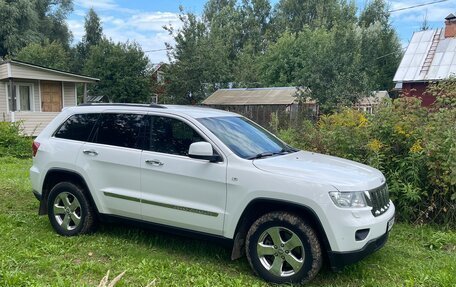 Jeep Grand Cherokee, 2012 год, 2 300 000 рублей, 2 фотография