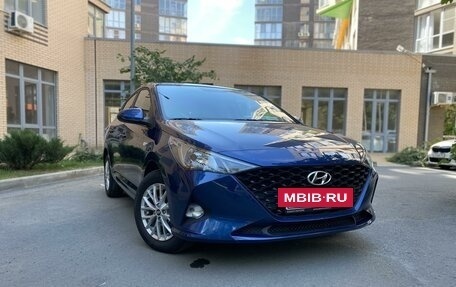 Hyundai Solaris II рестайлинг, 2021 год, 2 030 000 рублей, 3 фотография