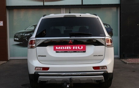 Mitsubishi Outlander III рестайлинг 3, 2012 год, 1 429 000 рублей, 6 фотография