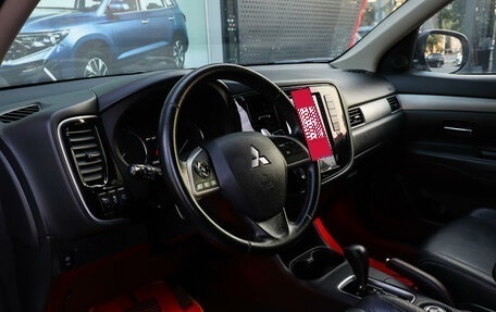 Mitsubishi Outlander III рестайлинг 3, 2012 год, 1 429 000 рублей, 14 фотография