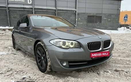 BMW 5 серия, 2012 год, 1 680 000 рублей, 2 фотография