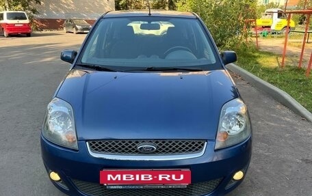 Ford Fiesta, 2007 год, 560 000 рублей, 2 фотография