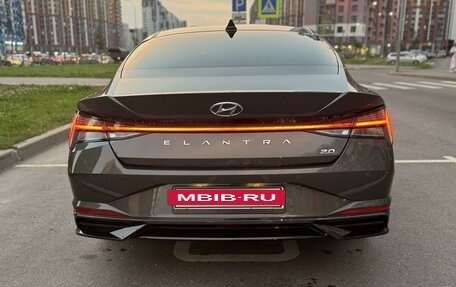 Hyundai Elantra, 2020 год, 2 530 000 рублей, 2 фотография