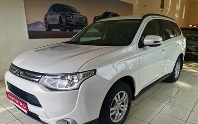 Mitsubishi Outlander III рестайлинг 3, 2013 год, 1 832 000 рублей, 1 фотография