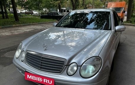 Mercedes-Benz E-Класс, 2002 год, 1 050 000 рублей, 6 фотография