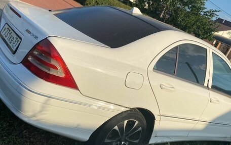 Mercedes-Benz C-Класс, 2003 год, 527 000 рублей, 3 фотография