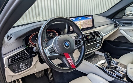 BMW 5 серия, 2021 год, 6 150 000 рублей, 16 фотография