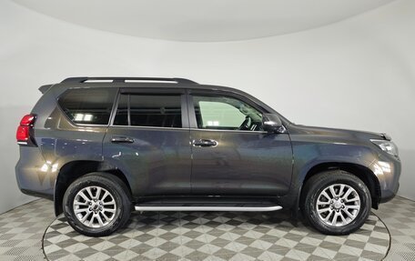 Toyota Land Cruiser Prado 150 рестайлинг 2, 2018 год, 5 099 000 рублей, 4 фотография