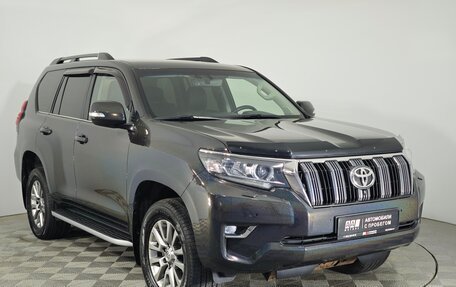 Toyota Land Cruiser Prado 150 рестайлинг 2, 2018 год, 5 099 000 рублей, 3 фотография