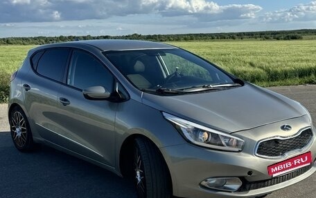 KIA cee'd III, 2014 год, 810 000 рублей, 2 фотография