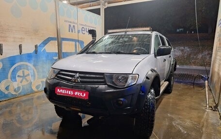 Mitsubishi L200 IV рестайлинг, 2011 год, 2 500 000 рублей, 1 фотография