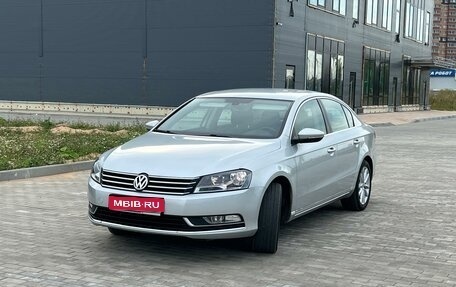 Volkswagen Passat B7, 2011 год, 1 050 000 рублей, 1 фотография