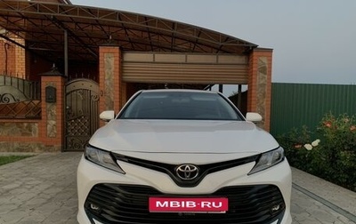 Toyota Camry, 2019 год, 2 800 000 рублей, 1 фотография