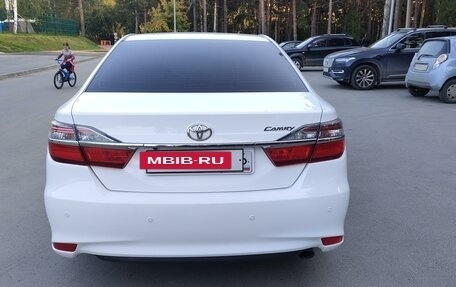 Toyota Camry, 2016 год, 2 450 000 рублей, 4 фотография