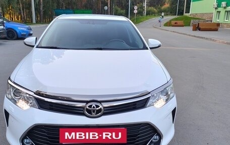 Toyota Camry, 2016 год, 2 450 000 рублей, 8 фотография