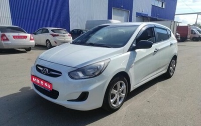 Hyundai Solaris II рестайлинг, 2013 год, 699 000 рублей, 1 фотография