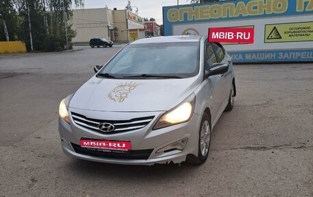 Hyundai Solaris II рестайлинг, 2016 год, 760 000 рублей, 1 фотография