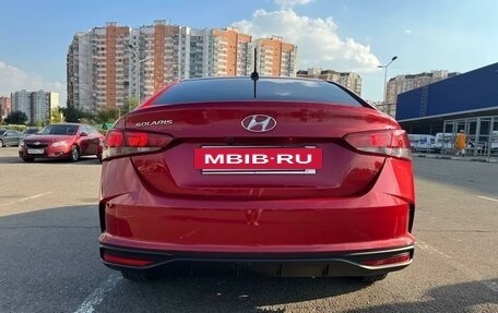 Hyundai Solaris II рестайлинг, 2021 год, 1 900 000 рублей, 5 фотография