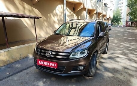 Volkswagen Tiguan I, 2016 год, 2 500 000 рублей, 4 фотография